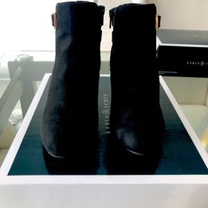 Women ankle boots. Black Sz 6 Karen Scott from Macy’s. Used but good condition